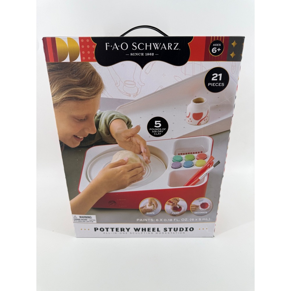 FAO Schwarz Pottery Wheel Studio Motorized Sculpting Workstation 21 Piece Set